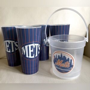 5 pieces: 4 New York Mets Blue Pinstripe Tumbler & 1 logo Bucket Set